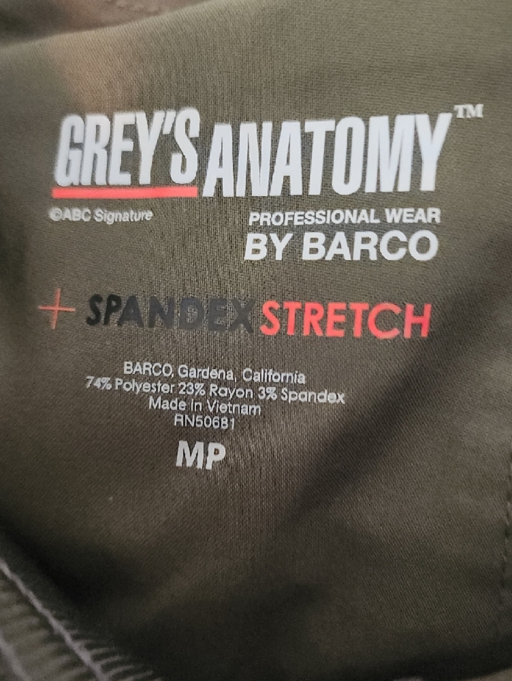 Women's Grey"s Anatomy Olive Green Tech Scrub Jogger Pants with Multiple Pockets - Picture 2 of 6